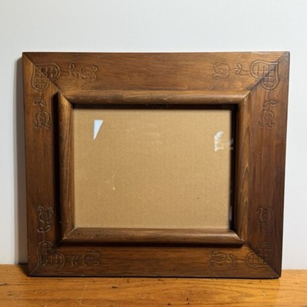 Vintage Chunky Solid Wood Carved Frame Hearts Country Cottage Primitive 8x10